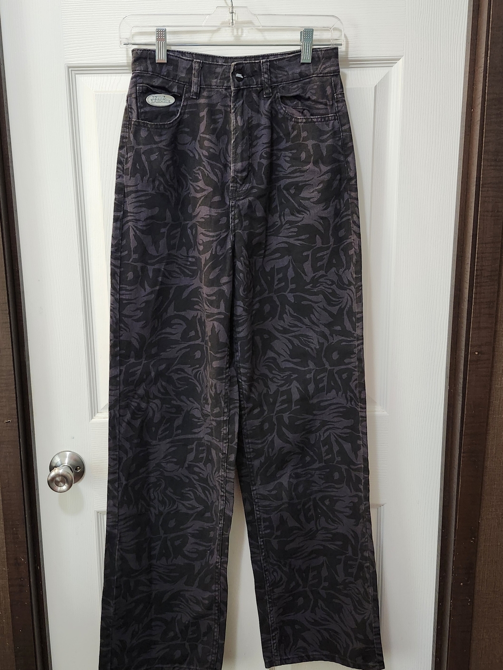 No Fear X H&M High Waisted Relaxed Baggy Wide Leg Spell Out Pattern Jeans Sz 2